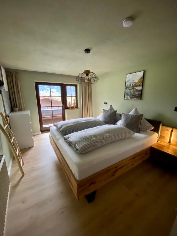 Haus Tirol Ehrwald Hotel Bagian luar foto