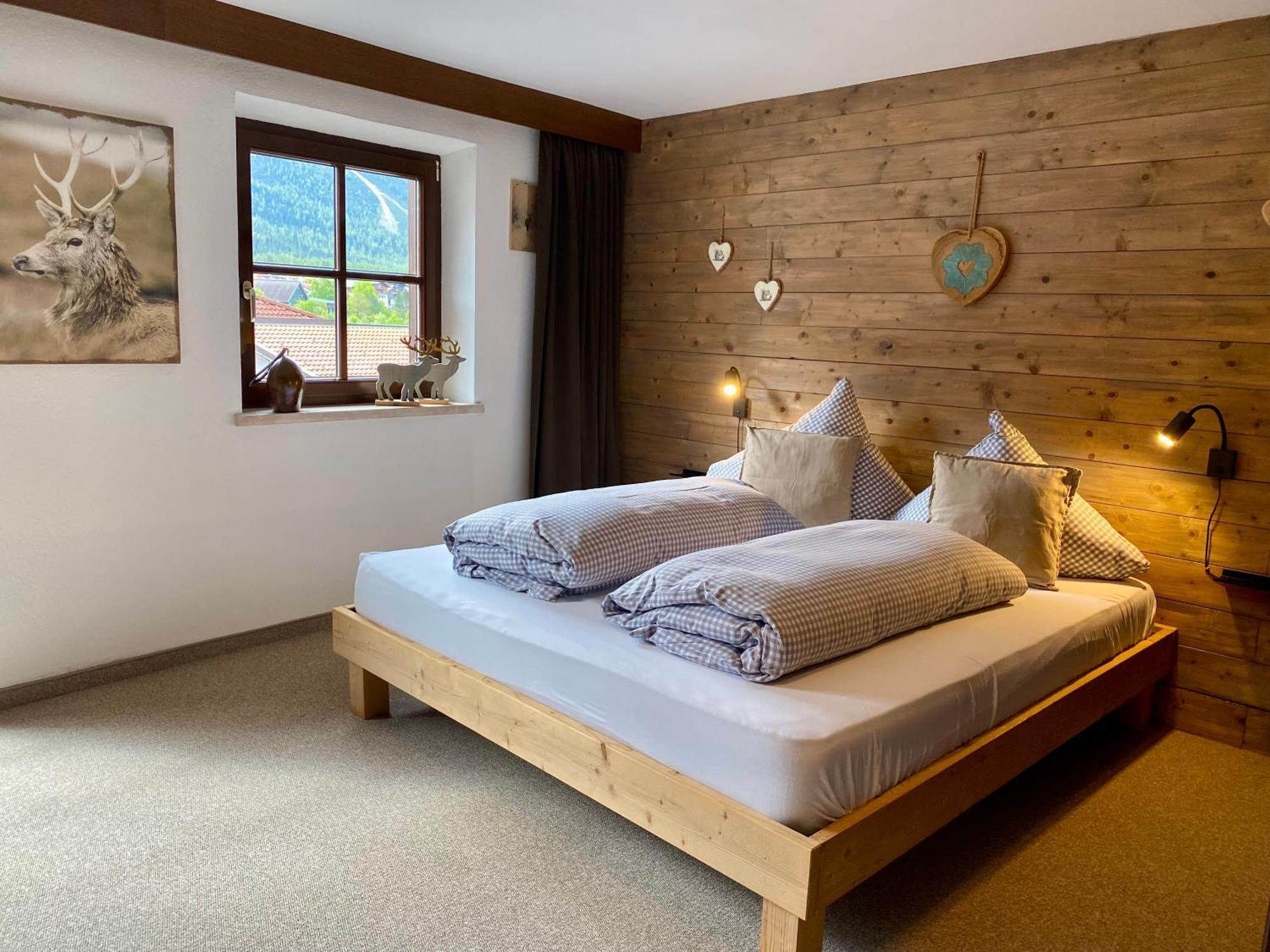 Haus Tirol Ehrwald Hotel Bagian luar foto